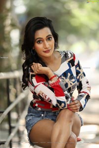 Nisheetha in Crop T-Shirt and Denim Shorts