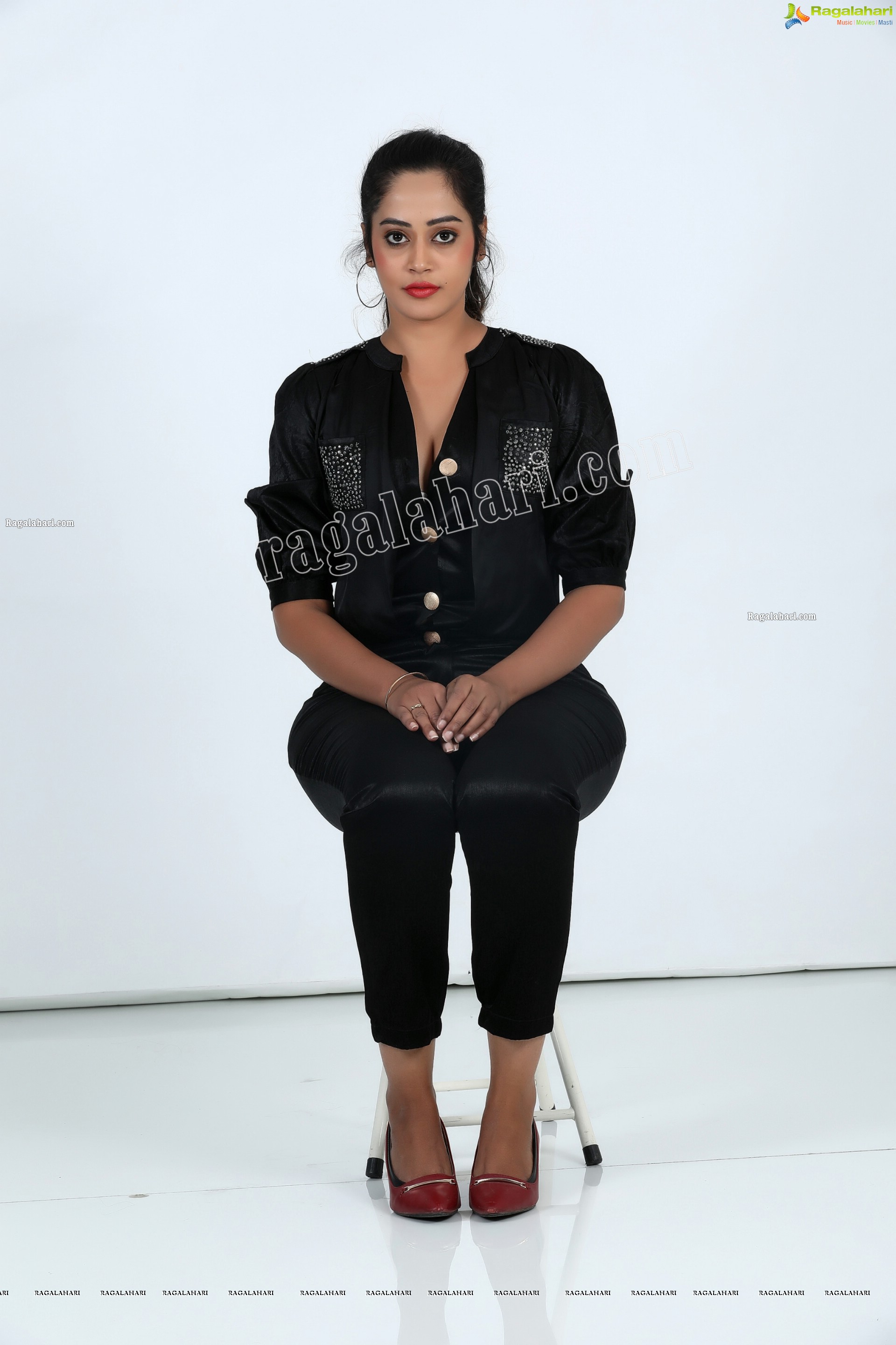 Pooja Chourasiya in All-Black Outfit Exclusive Photo Shoot