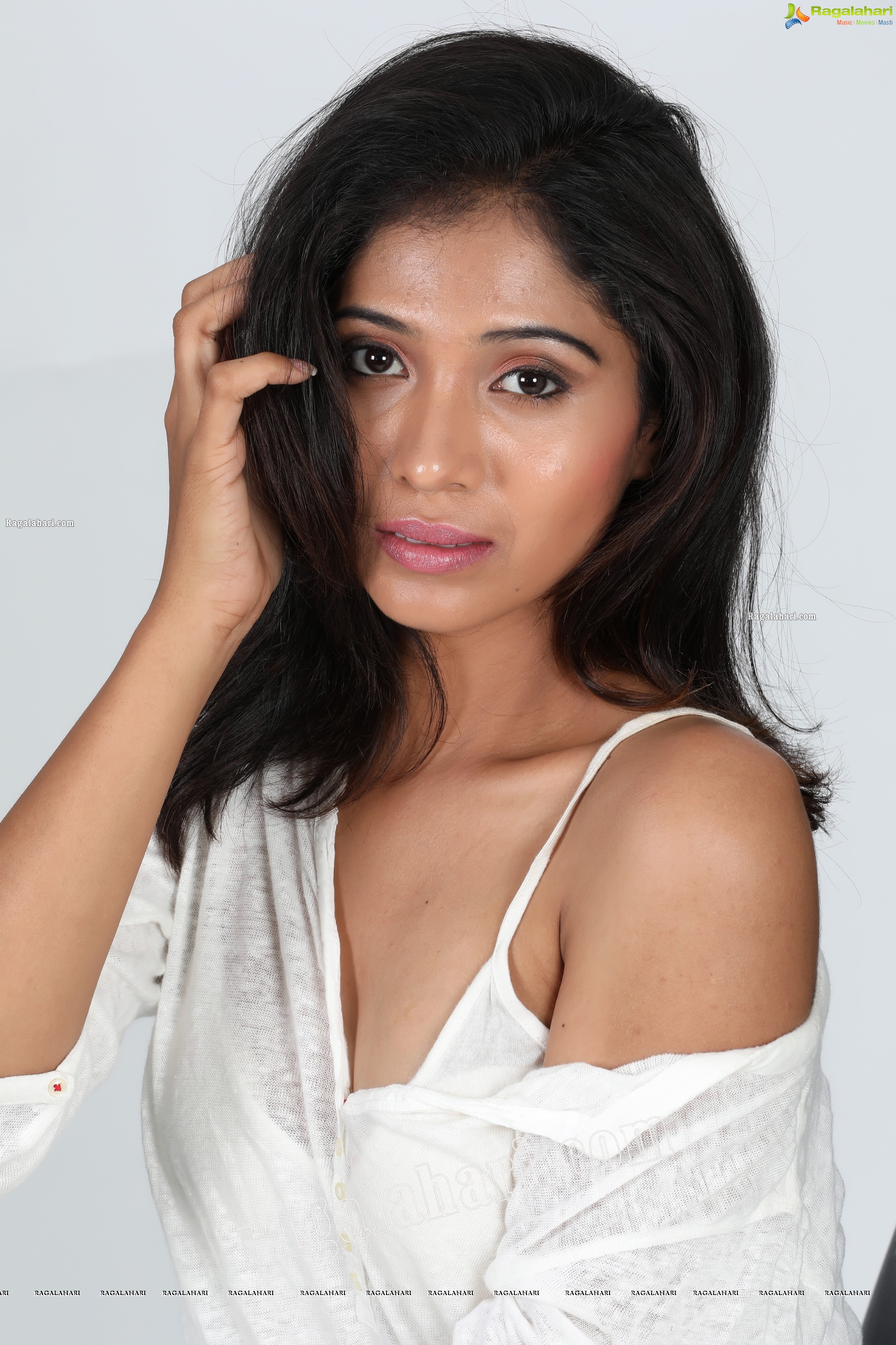 Swetha Mathi in White Linen Tunic Exclusive Photo Shoot