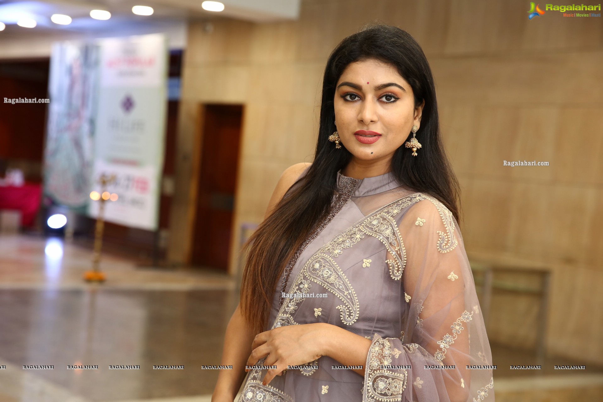 Akshatha Srinivas Latest Photoshoot Stills, HD Photo Gallery