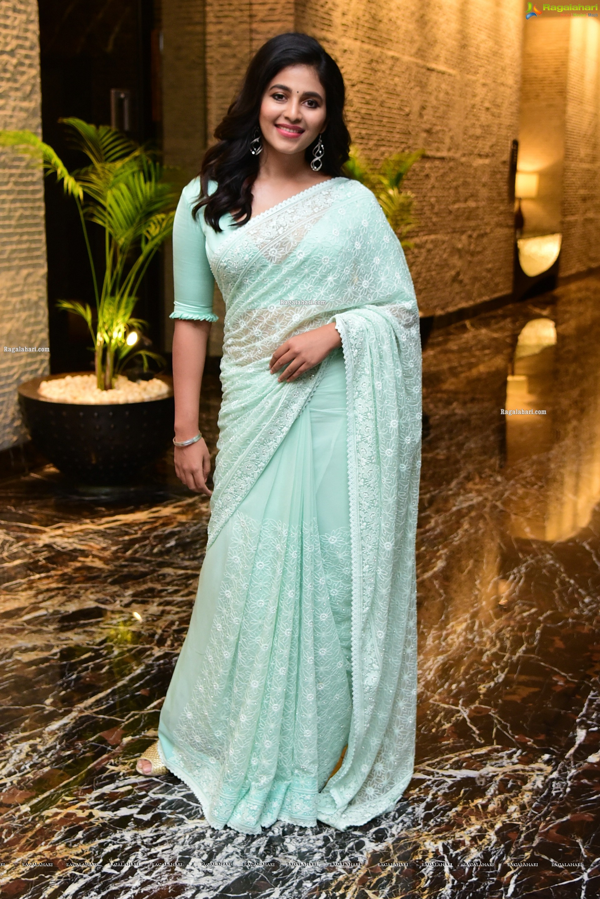 Anjali at Vakeel Saab Maguva Nee Vijayam Event, HD Photo Gallery