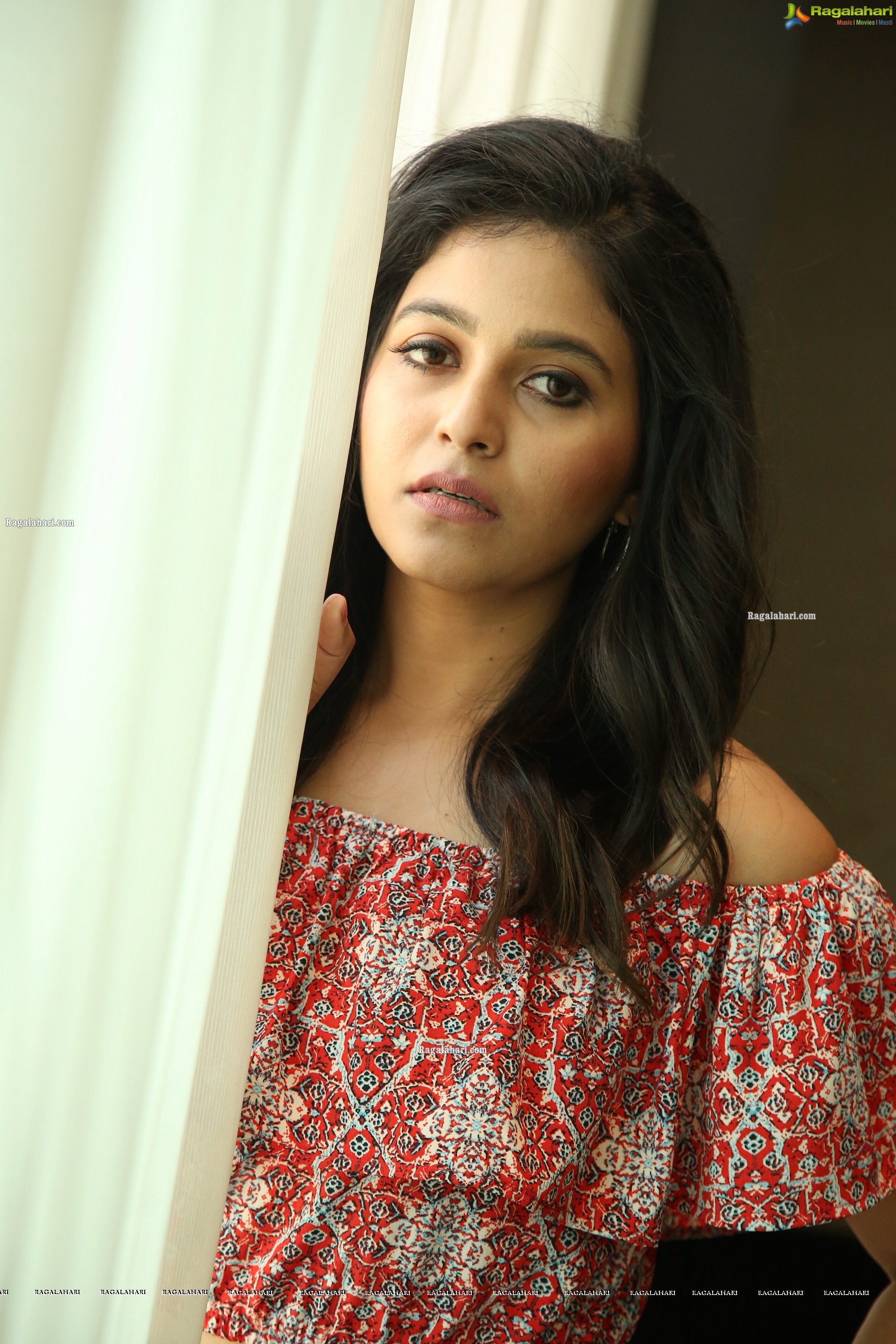 Anjali at Vakeel Saab Movie Interview, HD Photo Gallery