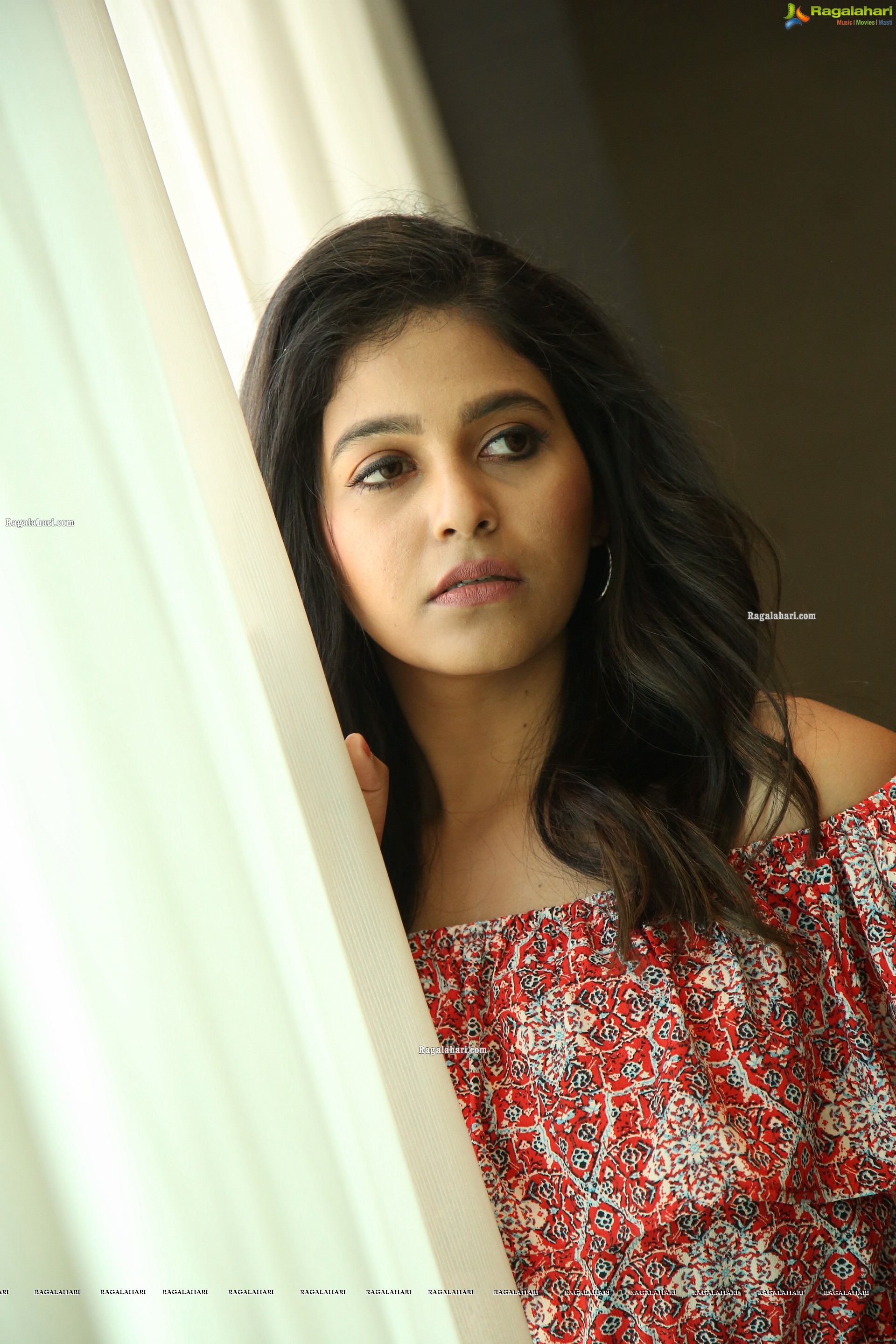 Anjali at Vakeel Saab Movie Interview, HD Photo Gallery