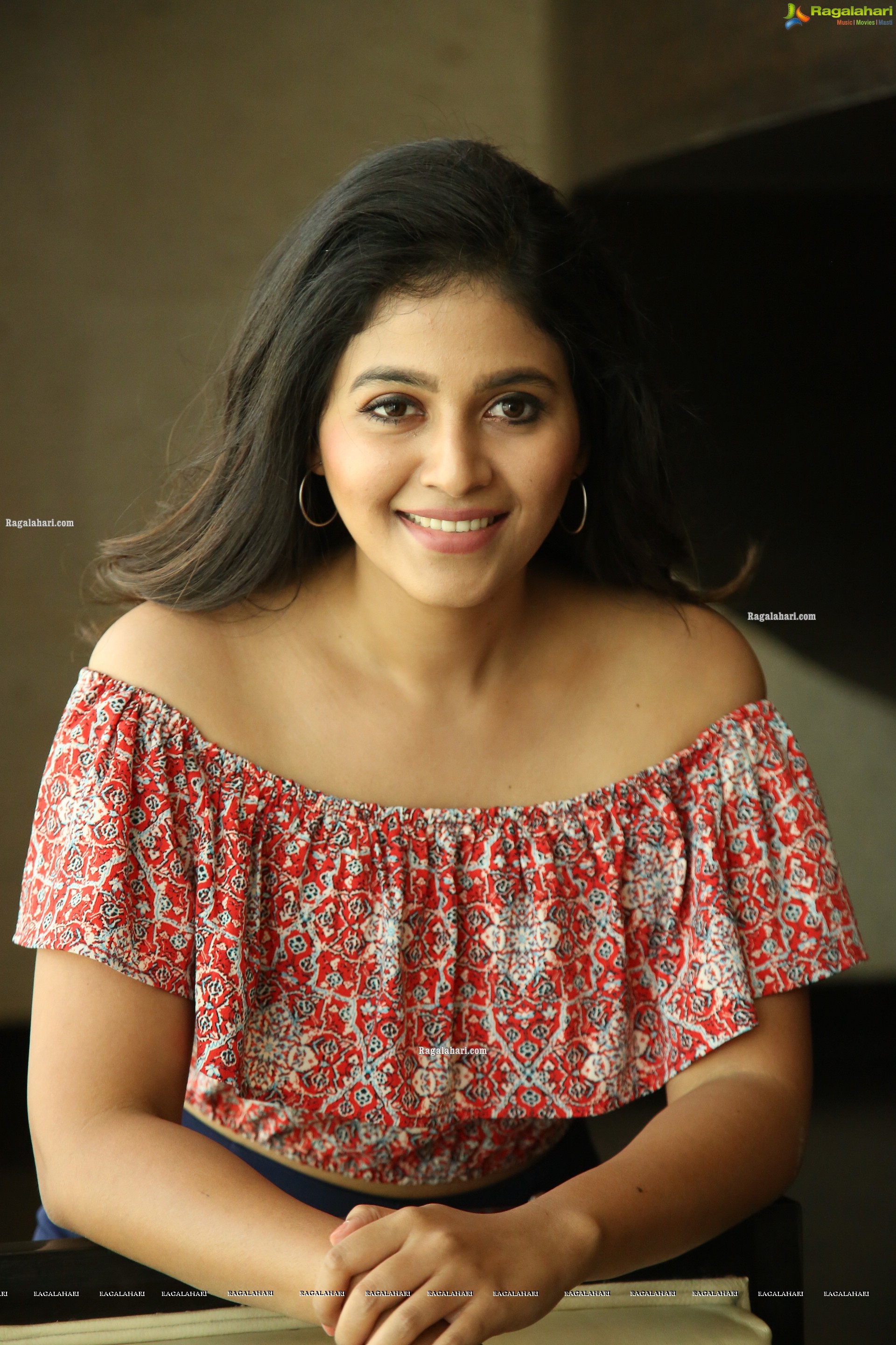 Anjali at Vakeel Saab Movie Interview, HD Photo Gallery