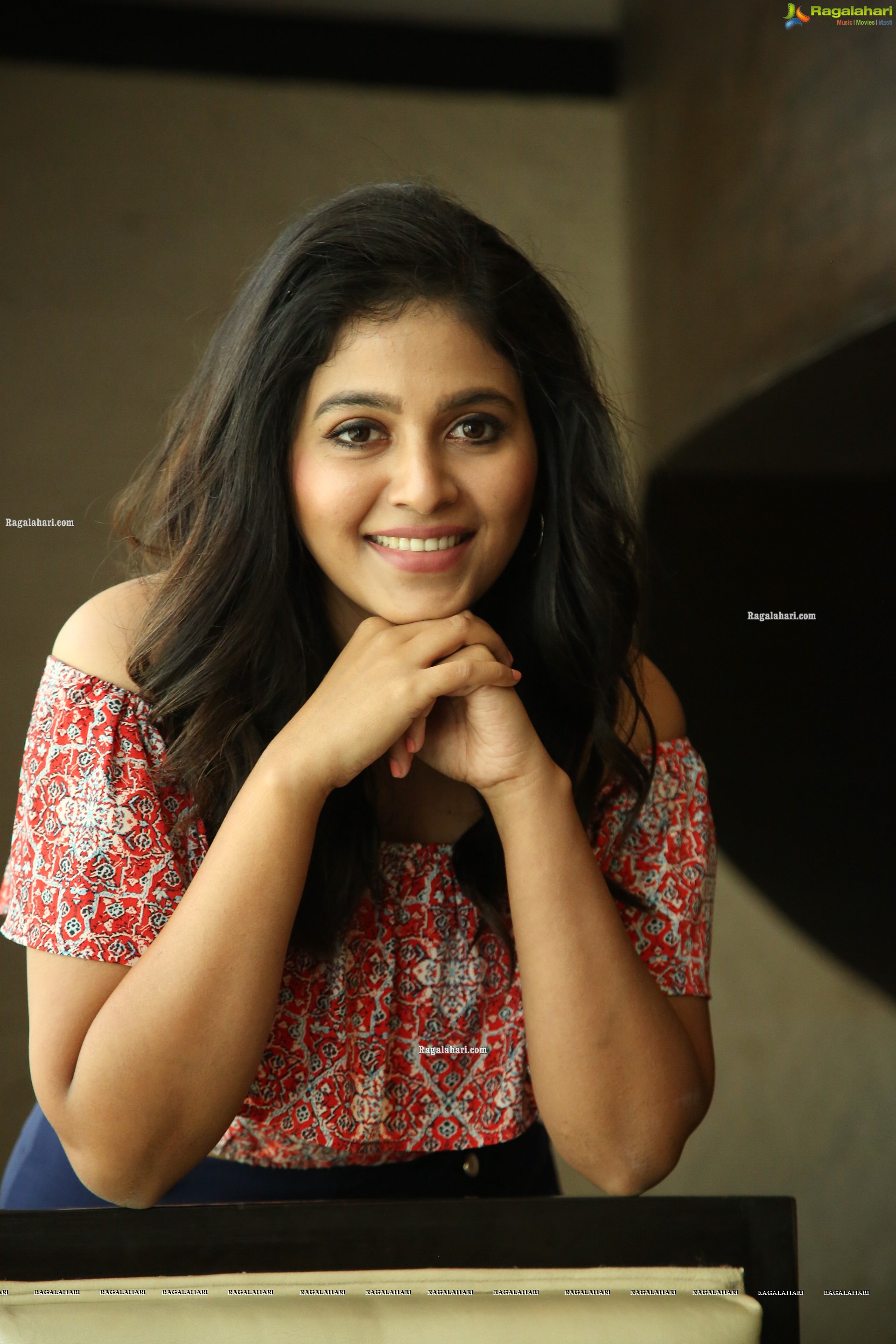 Anjali at Vakeel Saab Movie Interview, HD Photo Gallery