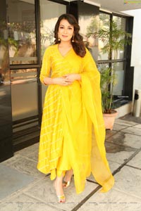 Catherine Tresa Gorgeous Stills in Yellow Churidar