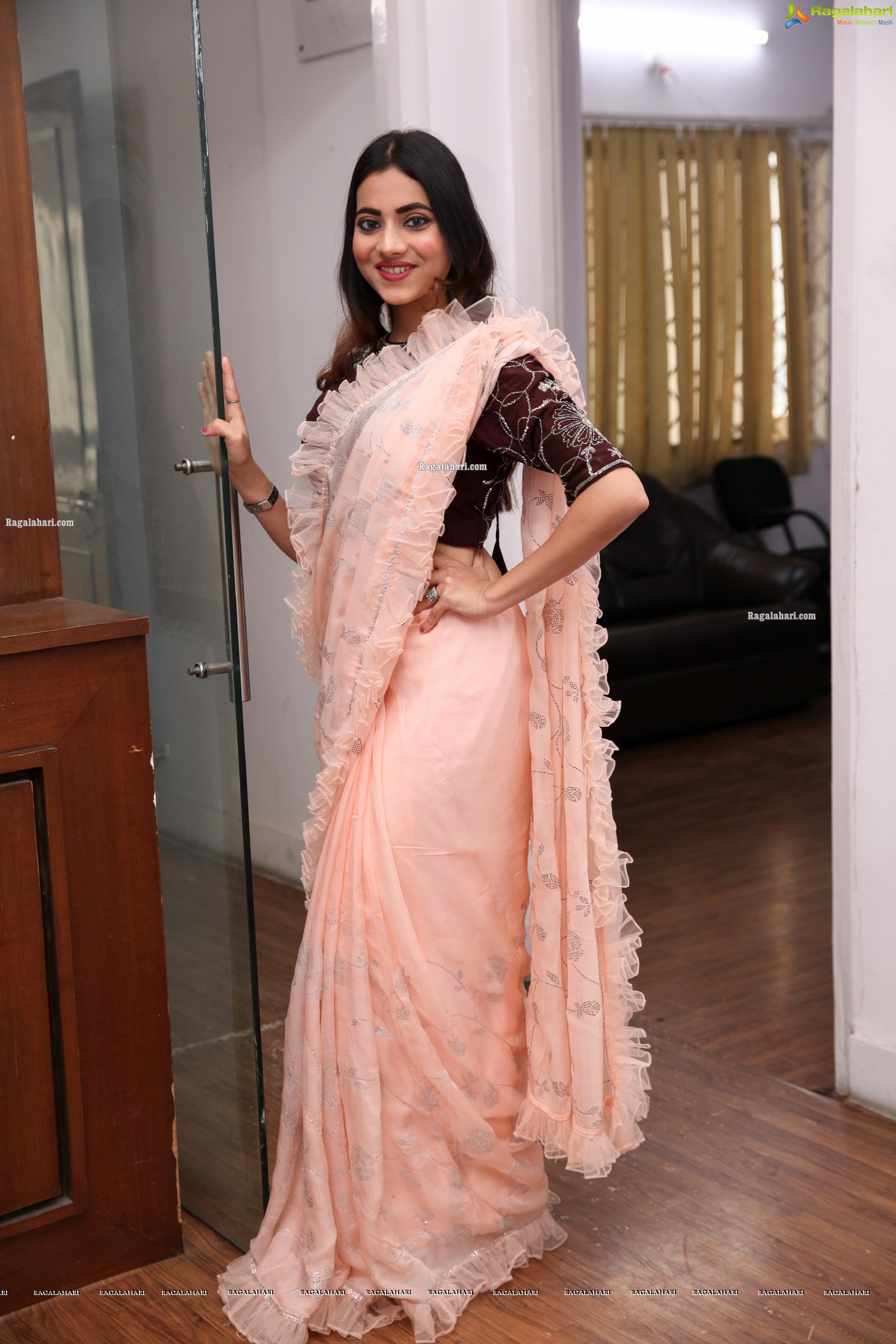 Dimple Thakur in Light Peach Ruffle Saree, HD Photo Gallery