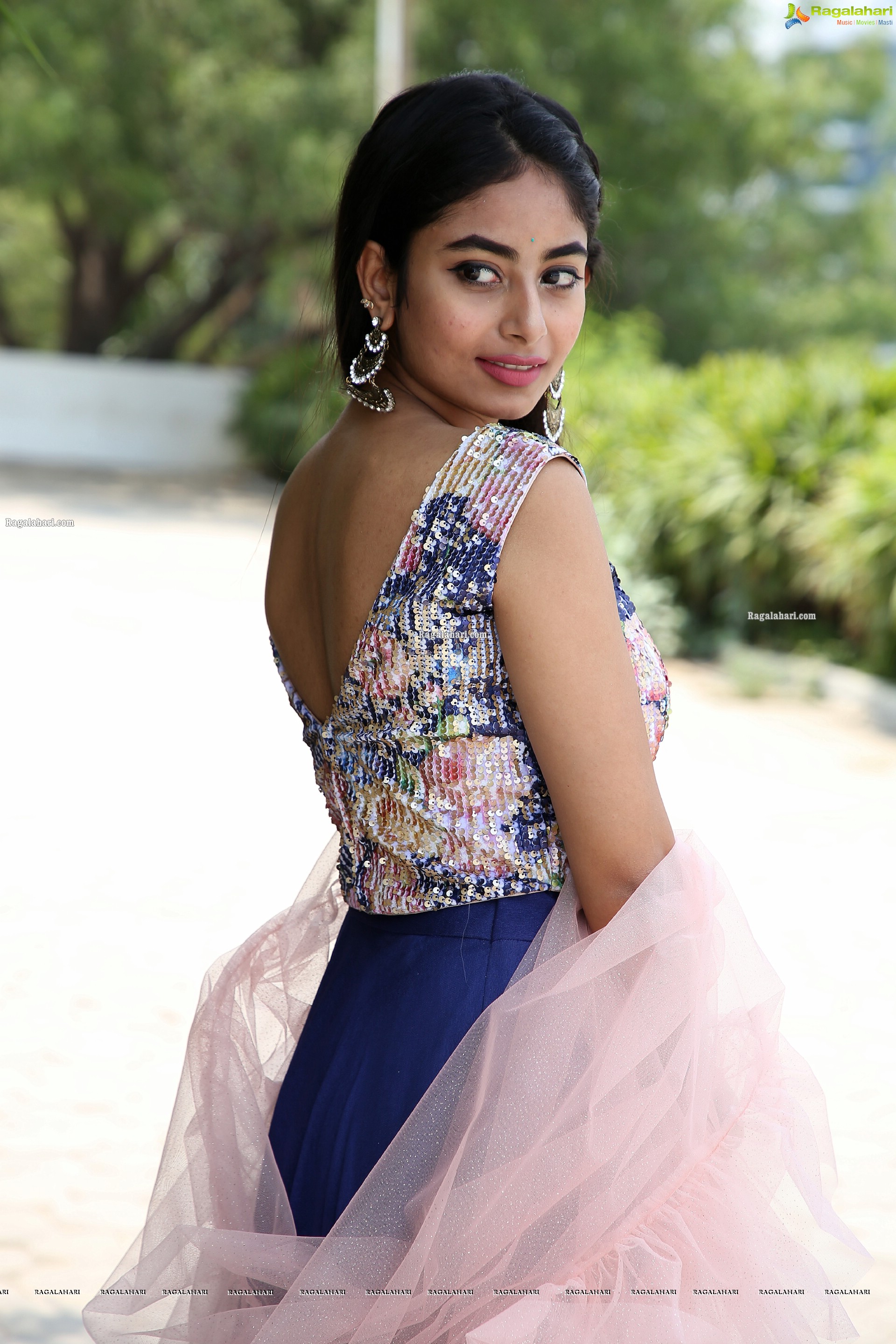 Honey Chowdary at Kolorz Fashion & Lifestyle Exhibition, HD Photo Gallery