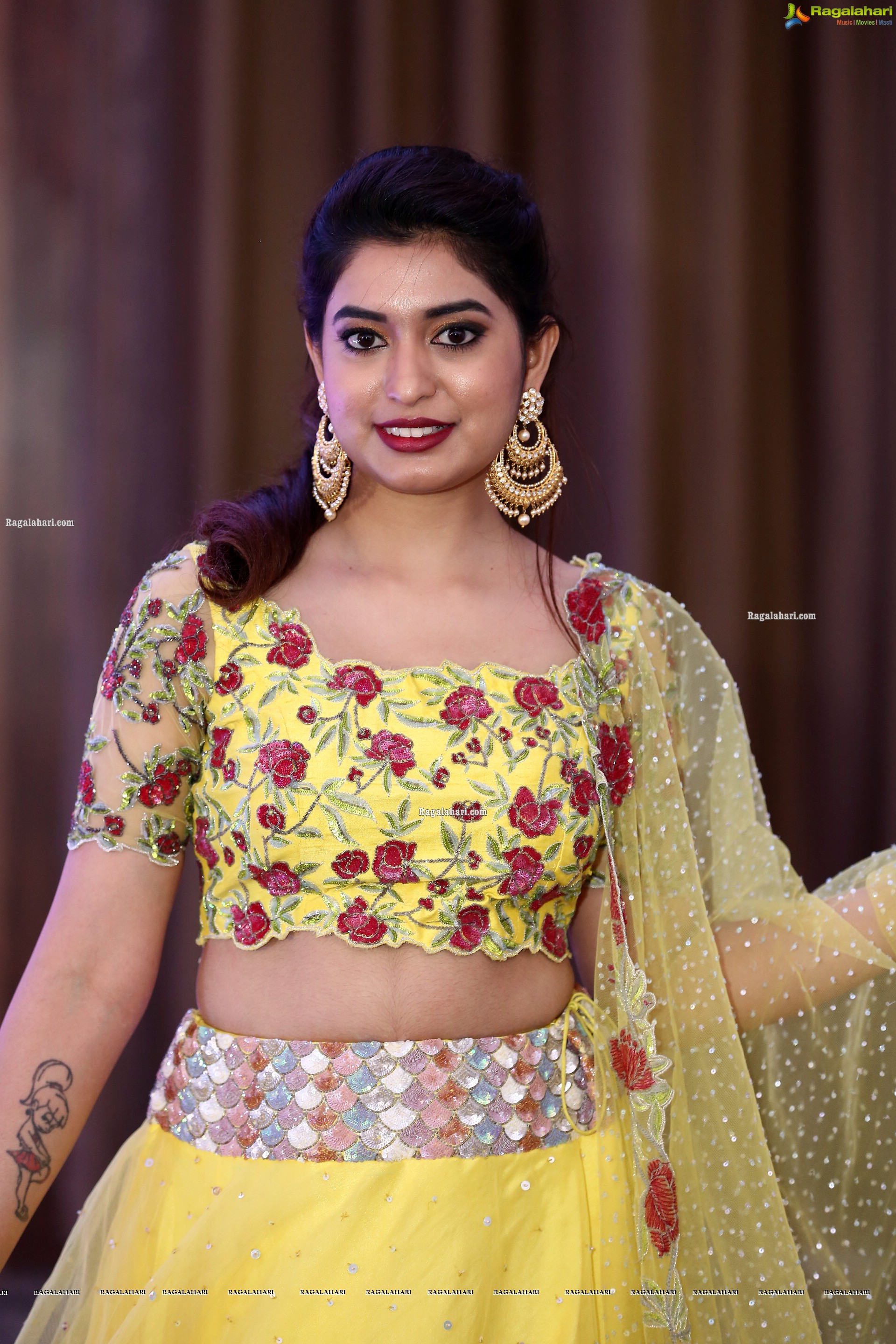 Iba Khan in Yellow Designer Lehenga Choli, HD Photo Gallery