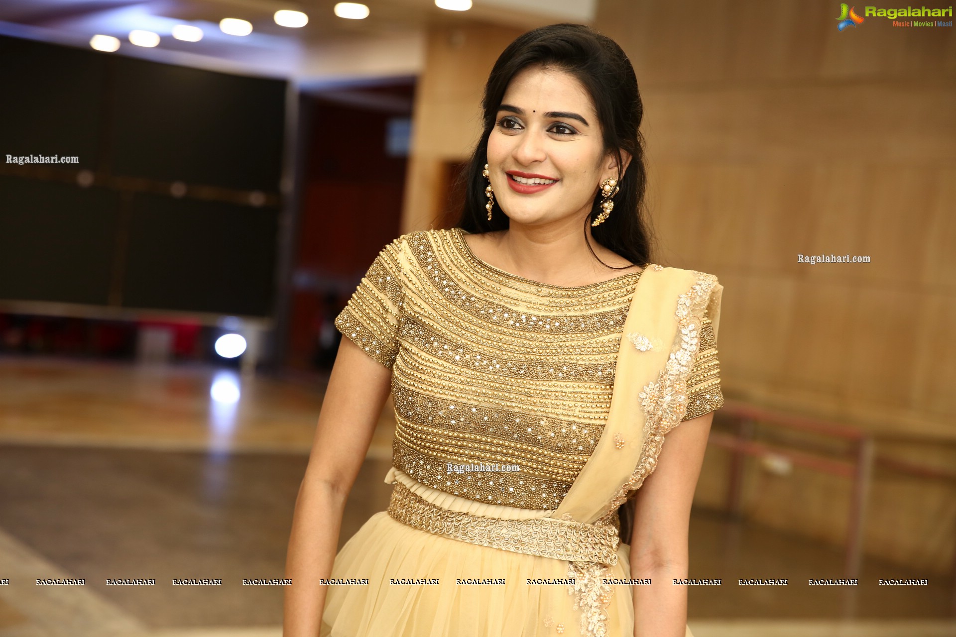 Jenny Honey in Beige Layered Lehenga Choli, HD Photo Gallery