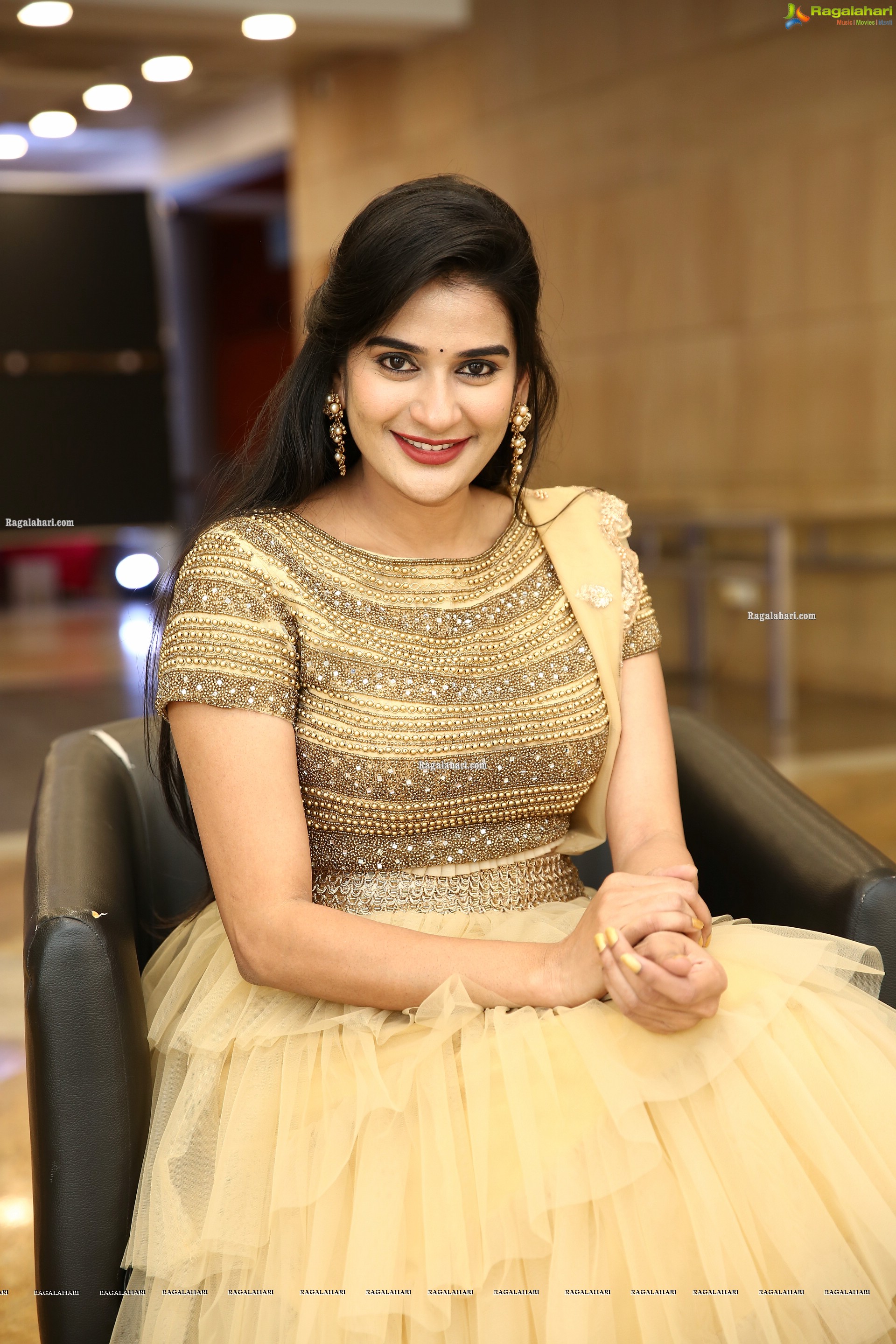 Jenny Honey in Beige Layered Lehenga Choli, HD Photo Gallery