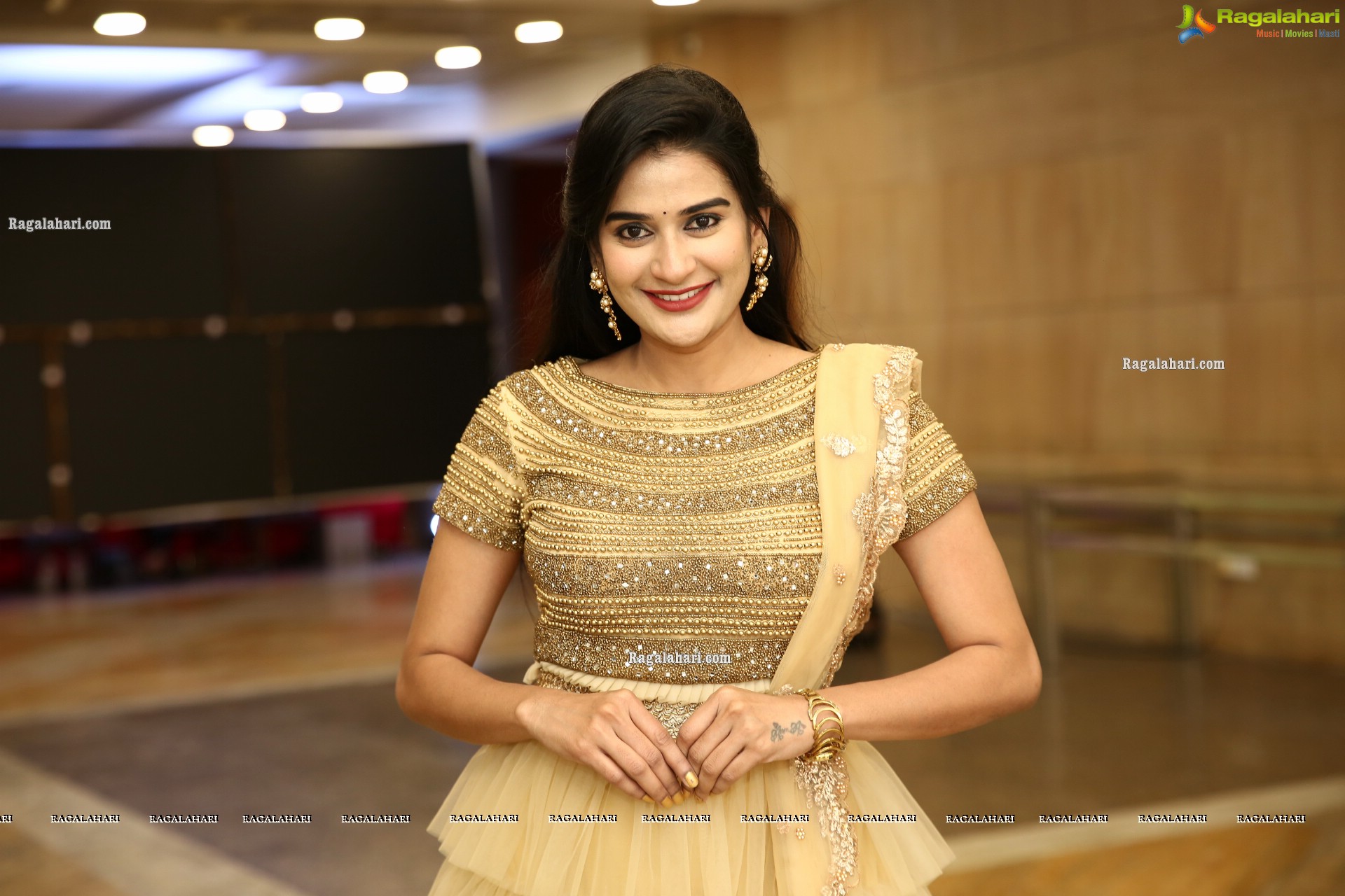 Jenny Honey in Beige Layered Lehenga Choli, HD Photo Gallery