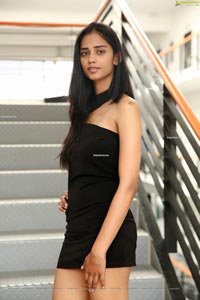 Kaumudhi Ratnam in Latest Photoshoot Stills