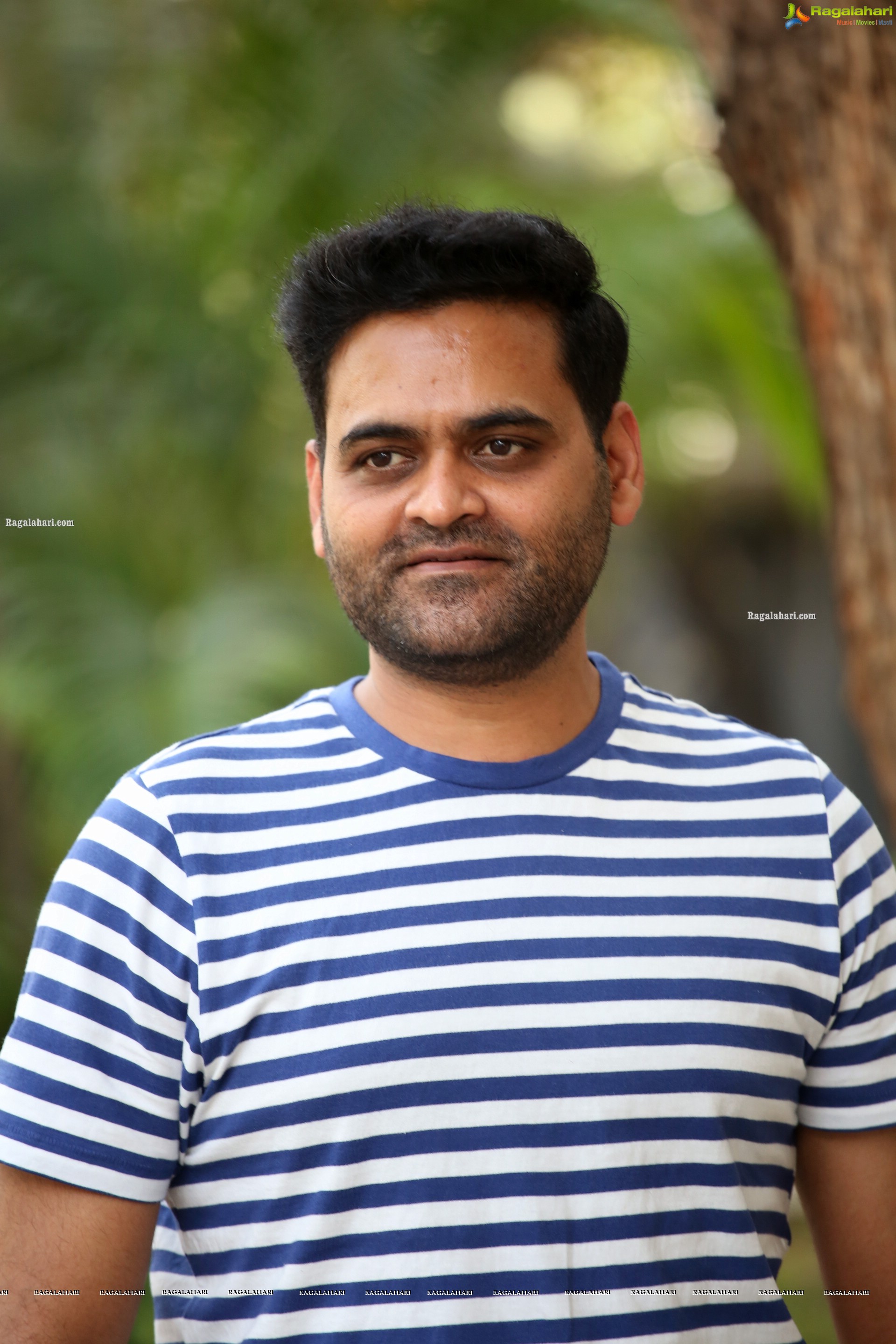 Praveen Sattaru at 11th Hour Web Series Interview, HD Photo Gallery