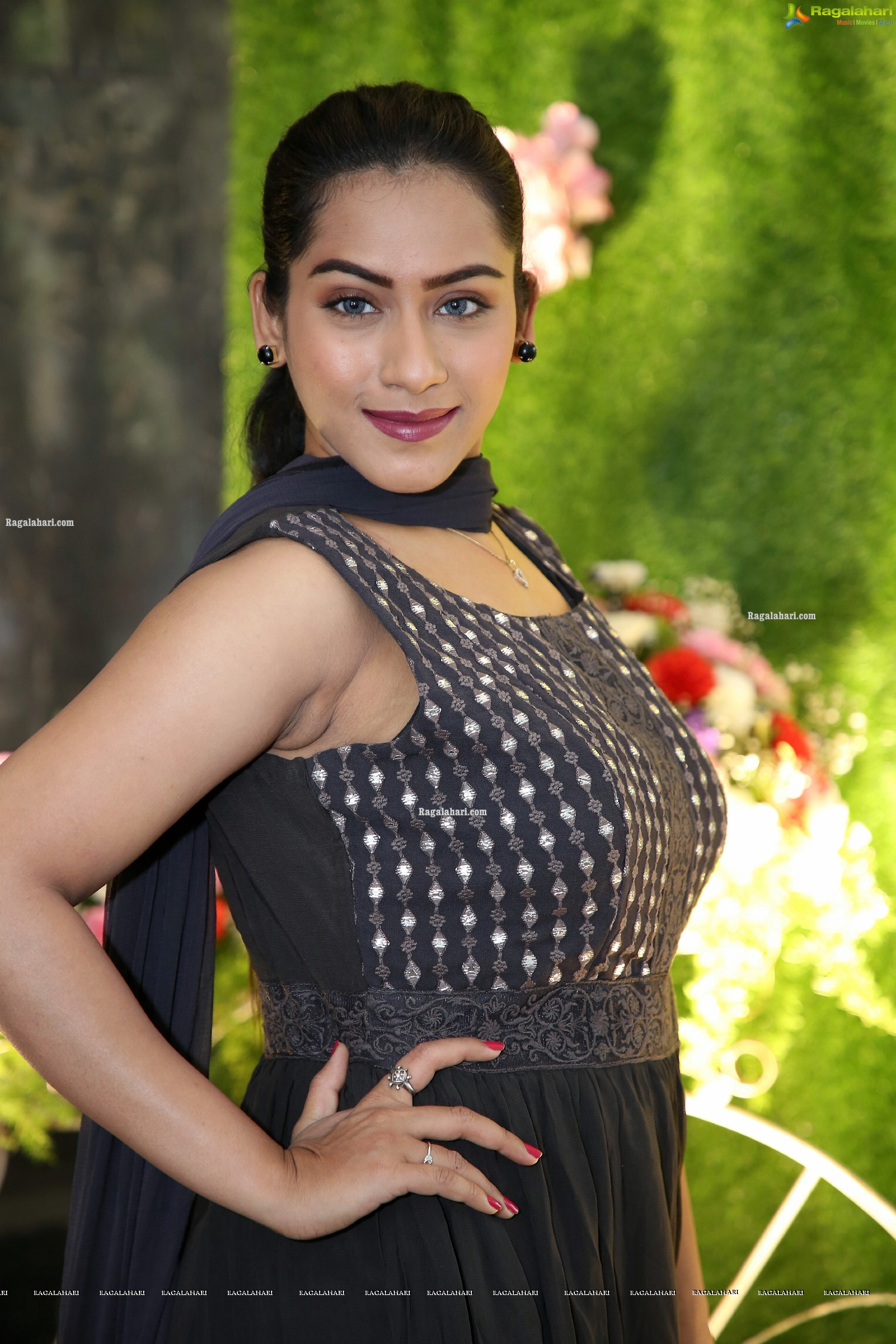 Preetie Singh Rajput at Kolorz Fashion & Lifestyle Exhibition, HD Photo Gallery