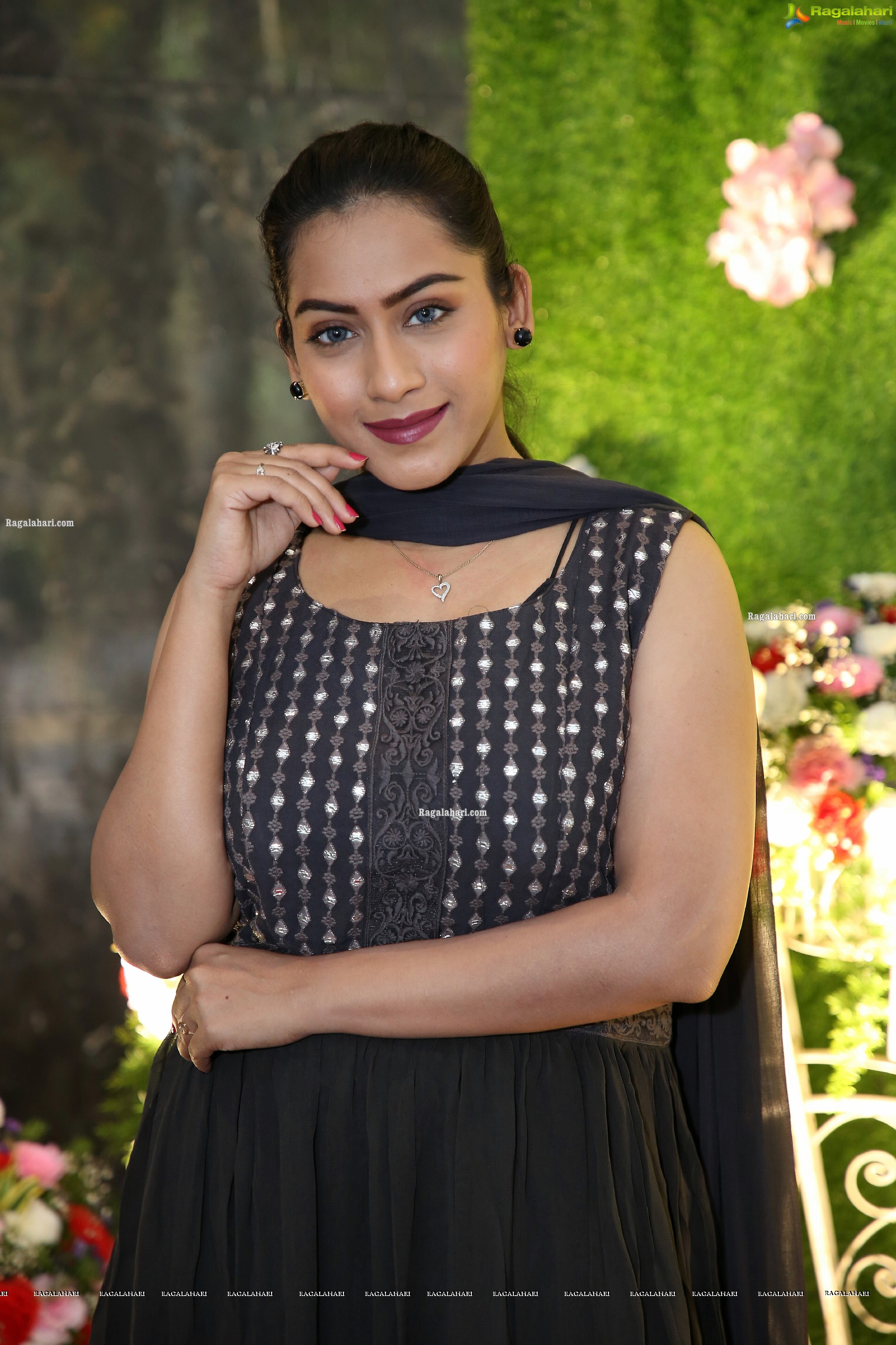 Preetie Singh Rajput at Kolorz Fashion & Lifestyle Exhibition, HD Photo Gallery