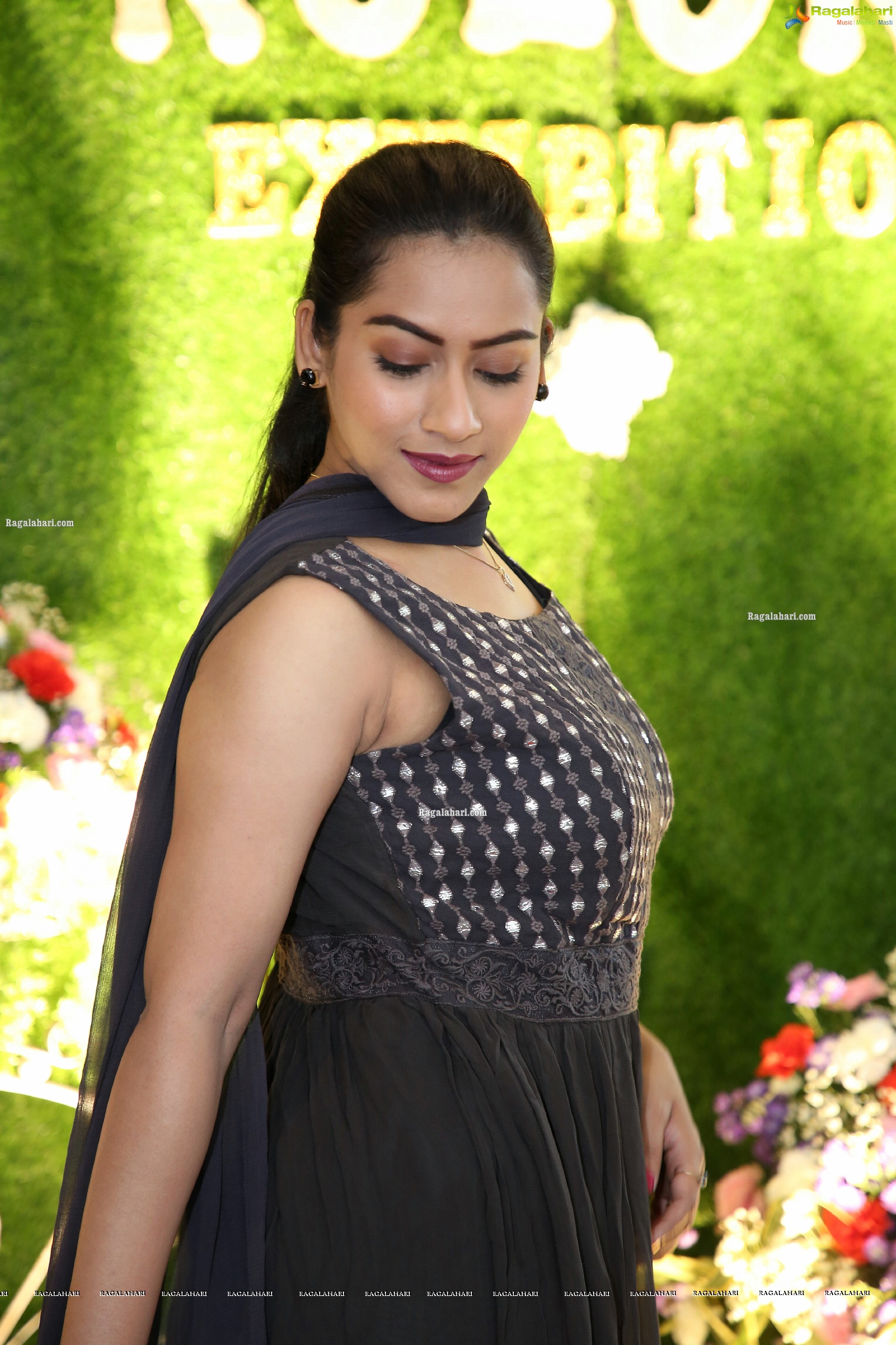 Preetie Singh Rajput at Kolorz Fashion & Lifestyle Exhibition, HD Photo Gallery