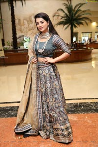 Rashi Singh at Arkayam Fashion Exhibition