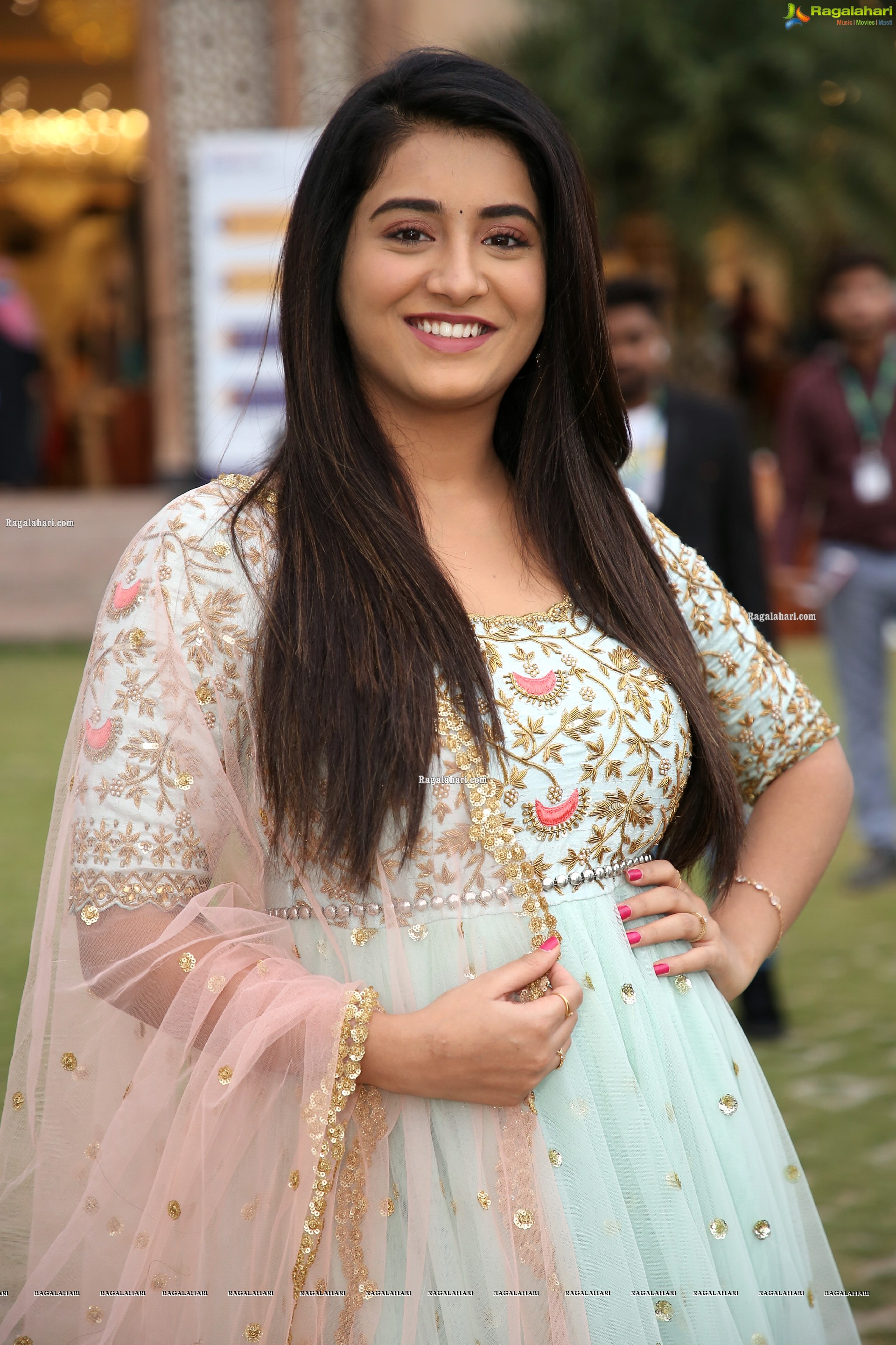 Rashi Singh at SBK Mega Expo, HD Photo Gallery