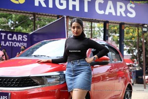 Rittika Chakraborthy at Right Cars