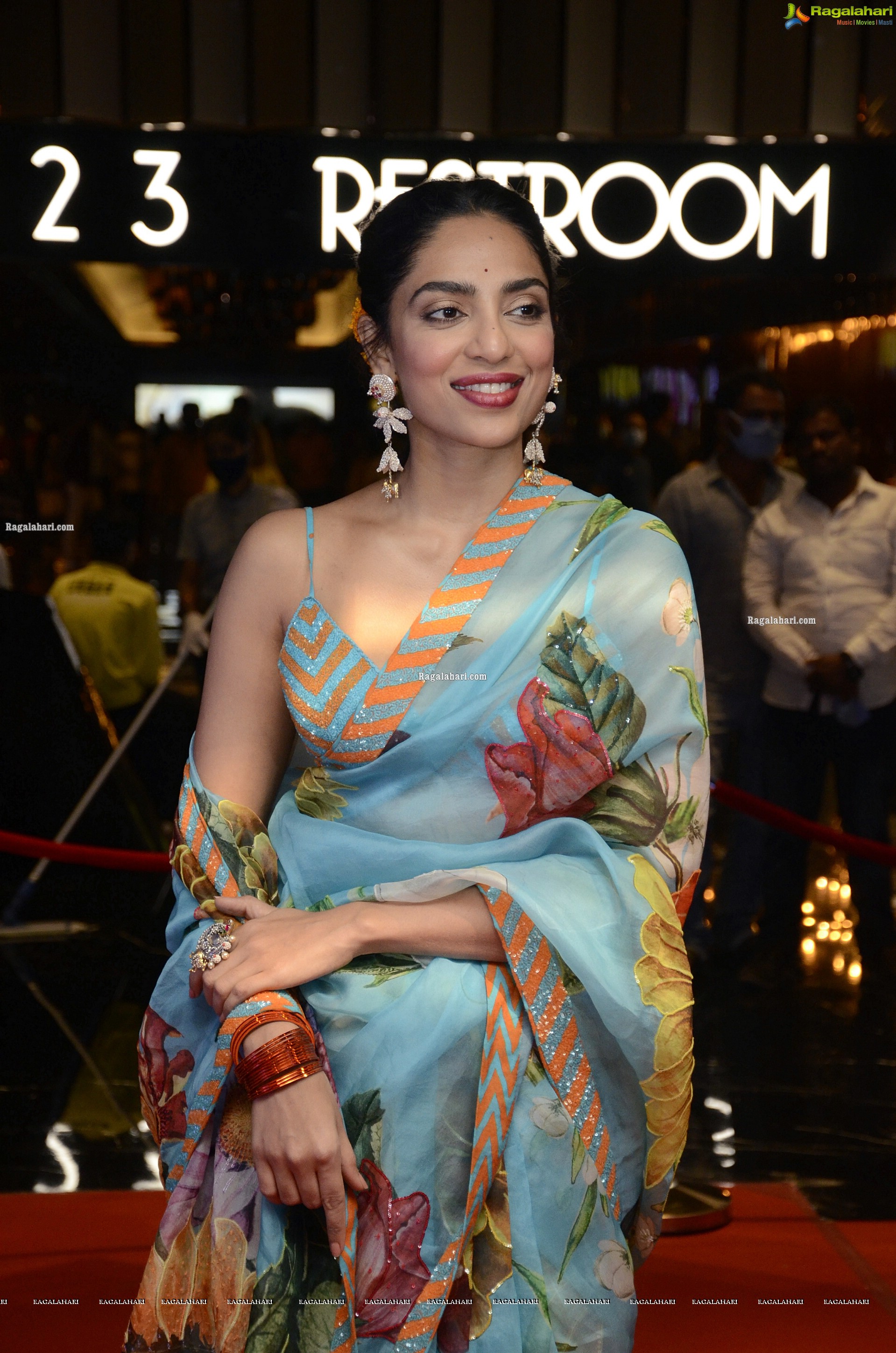 Sobhita Dhulipala at Major Movie Press Meet, HD Photo Gallery