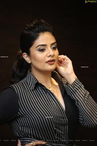 Sreemukhi at Pushpa First Meet