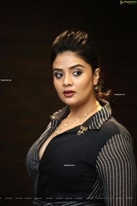 Sreemukhi at Pushpa First Meet