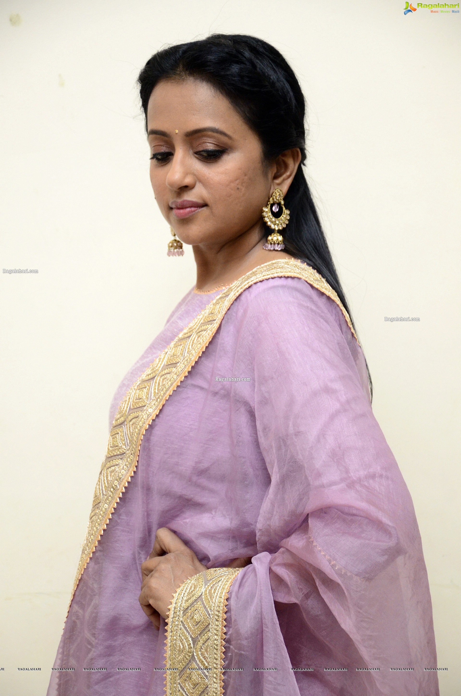 Suma Kanakala at Vakeel Saab Movie Pre-Release Event, HD Photo Gallery