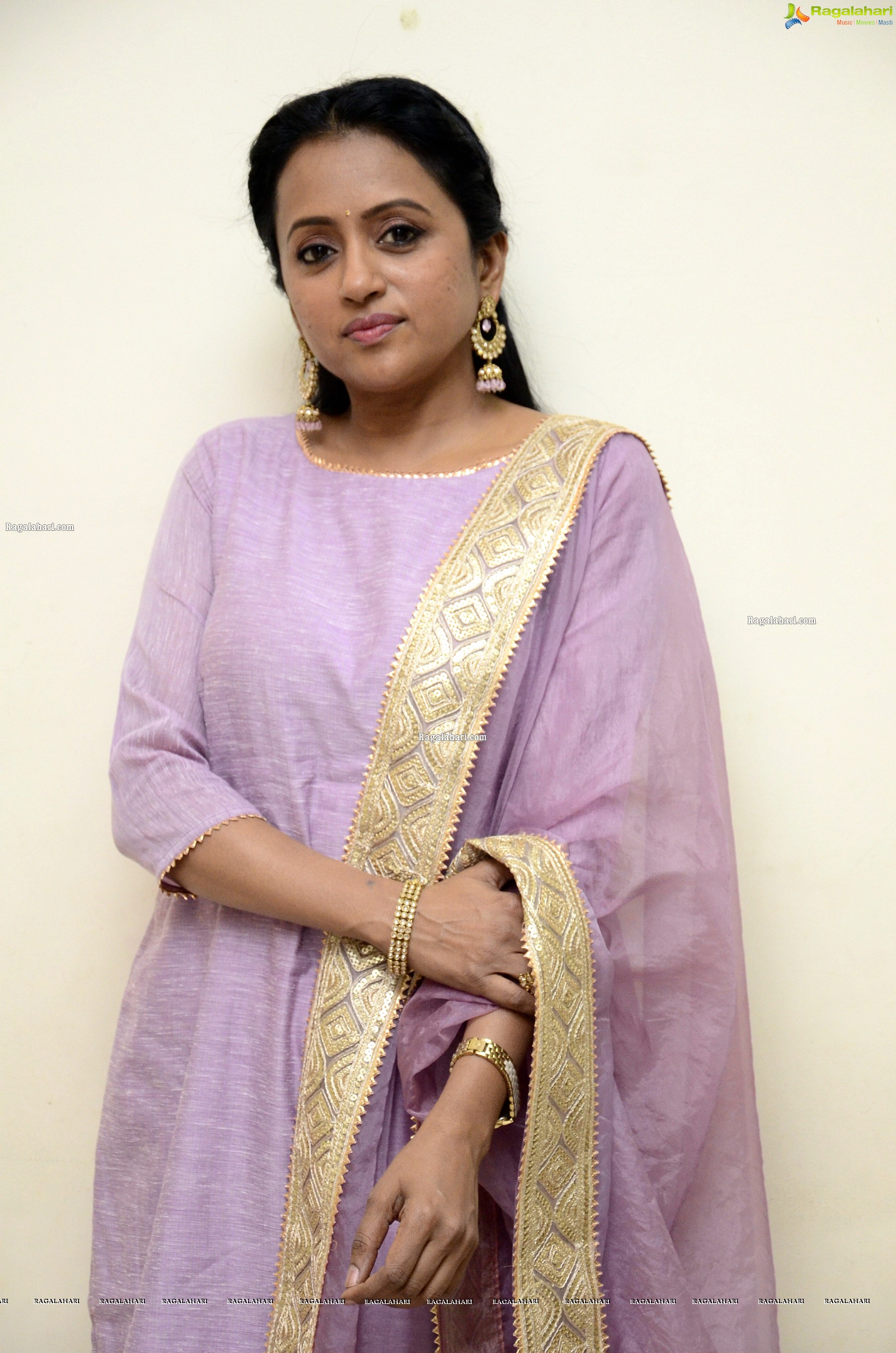 Suma Kanakala at Vakeel Saab Movie Pre-Release Event, HD Photo Gallery