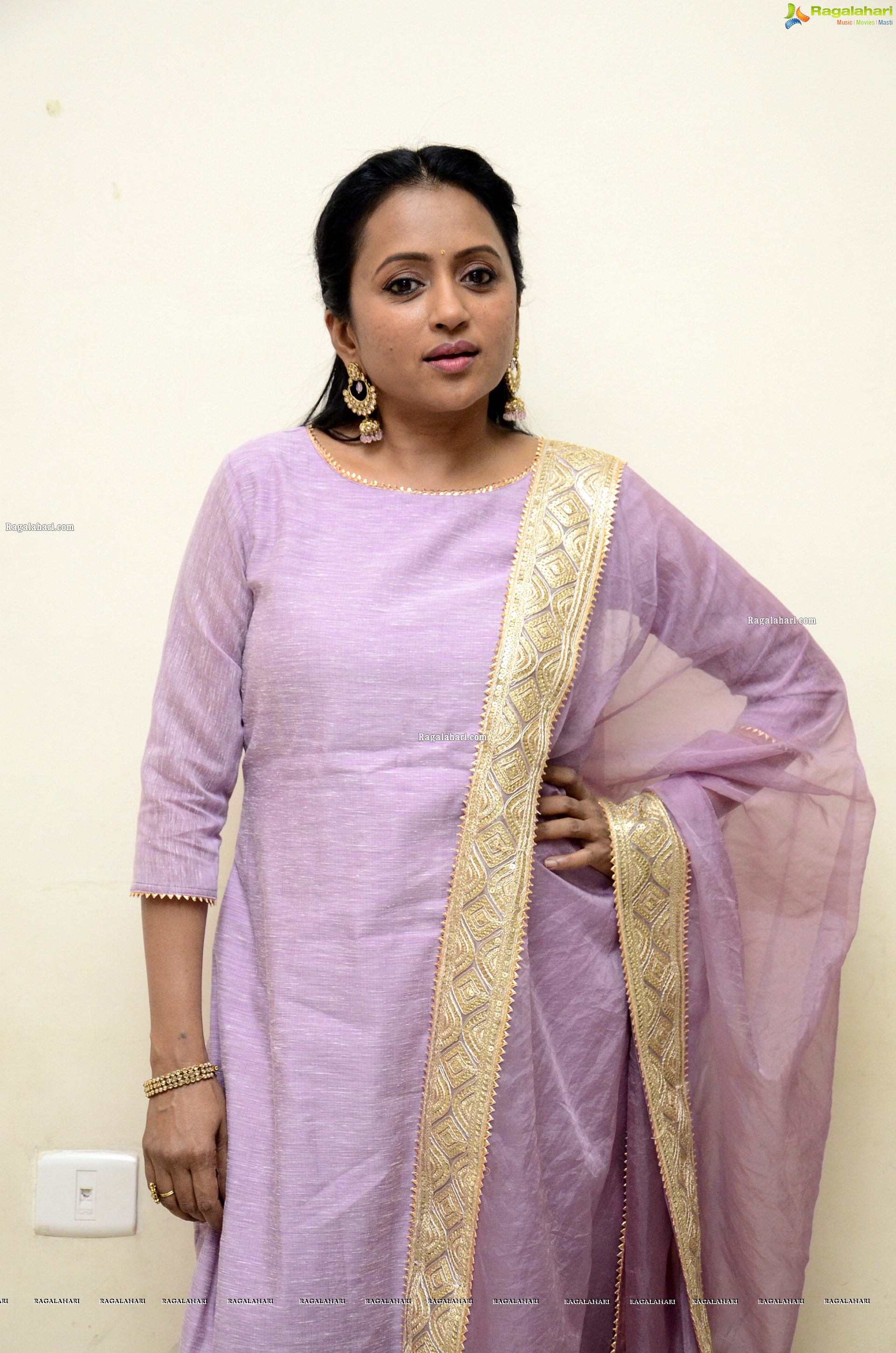 Suma Kanakala at Vakeel Saab Movie Pre-Release Event, HD Photo Gallery