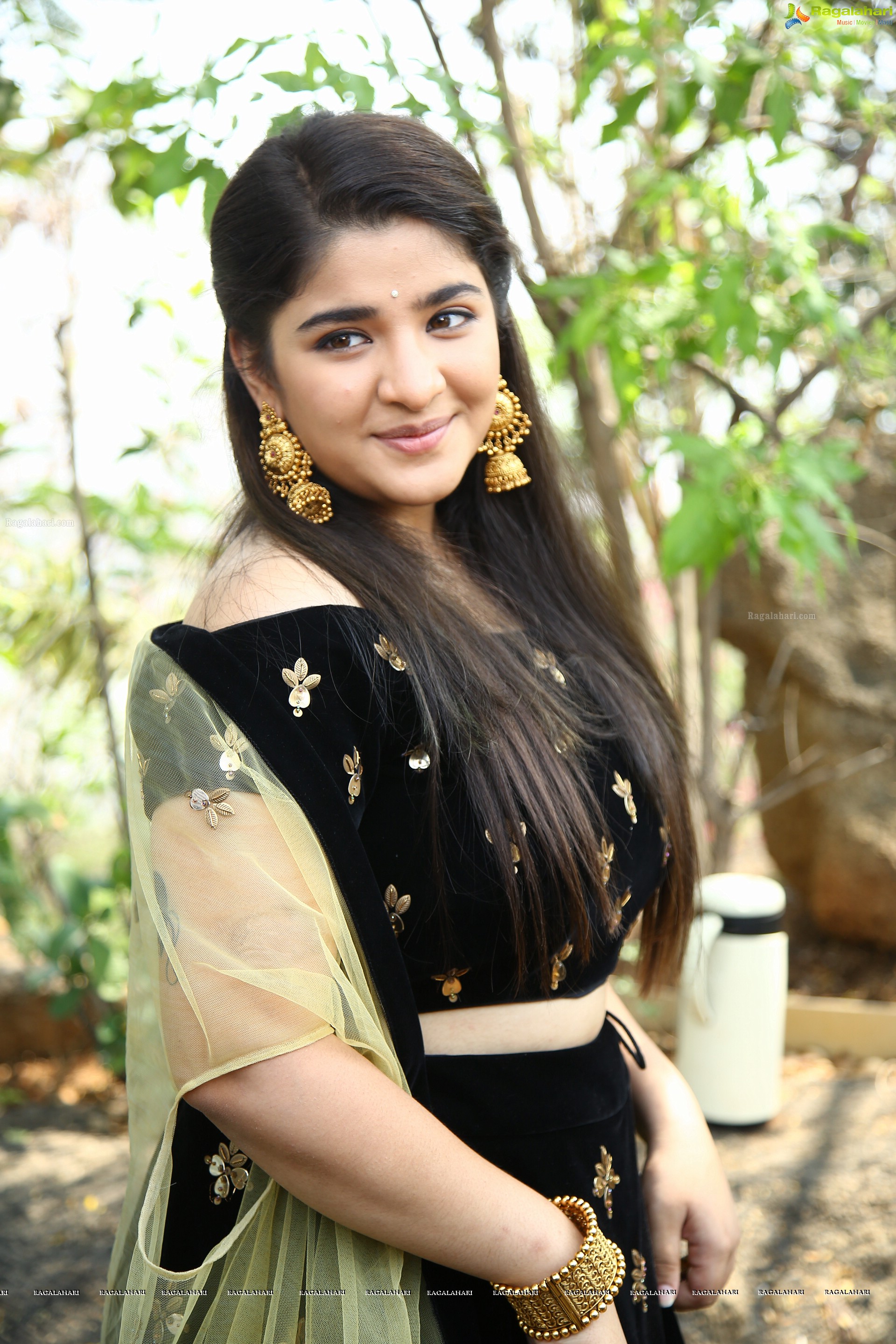 Ananyaa Agrawal at Organic Mama - Hybrid Alludu Movie Opening, HD Gallery