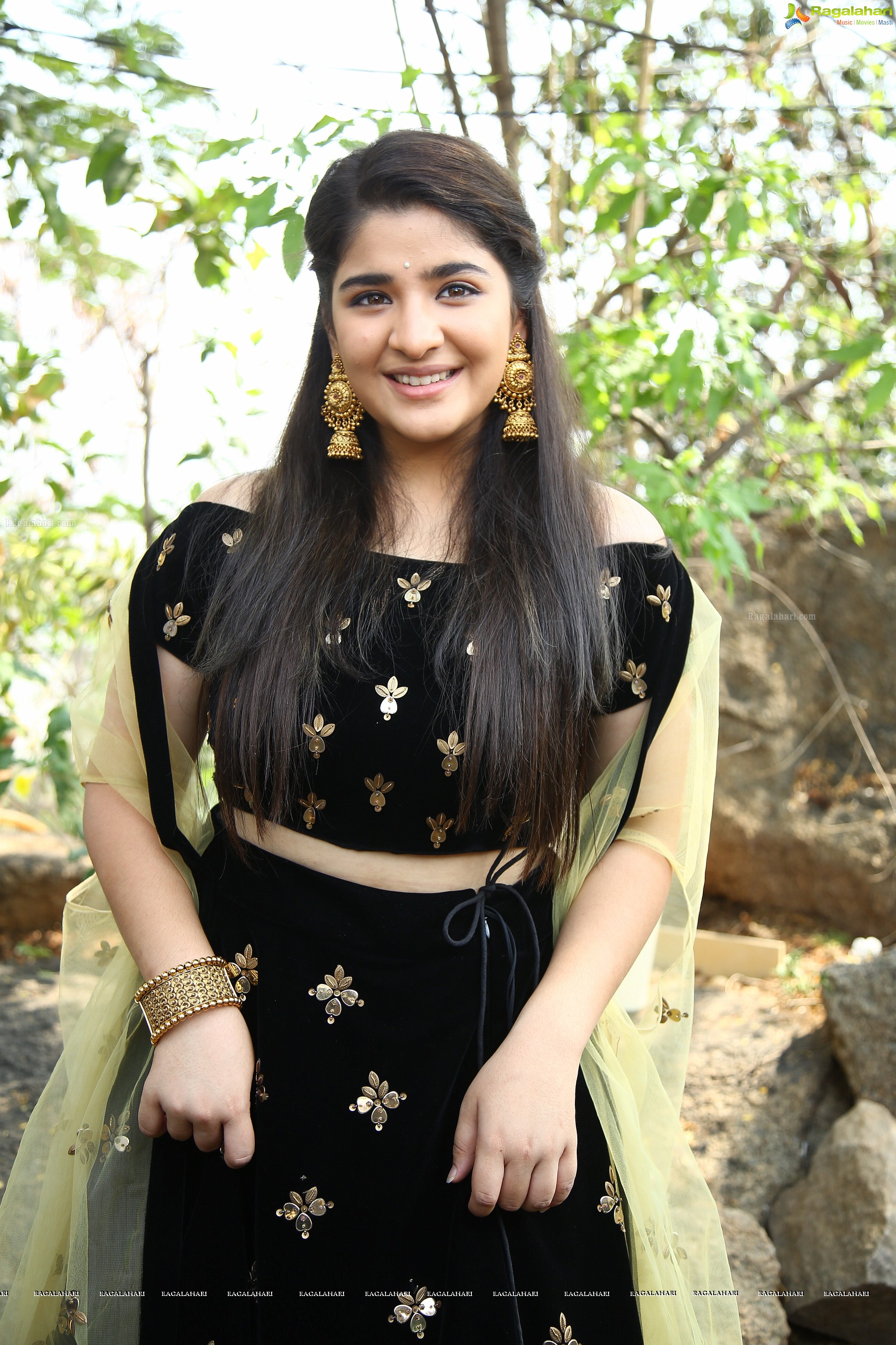 Ananyaa Agrawal at Organic Mama - Hybrid Alludu Movie Opening, HD Gallery