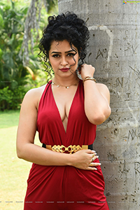 Apsara Rani HD Photo Gallery