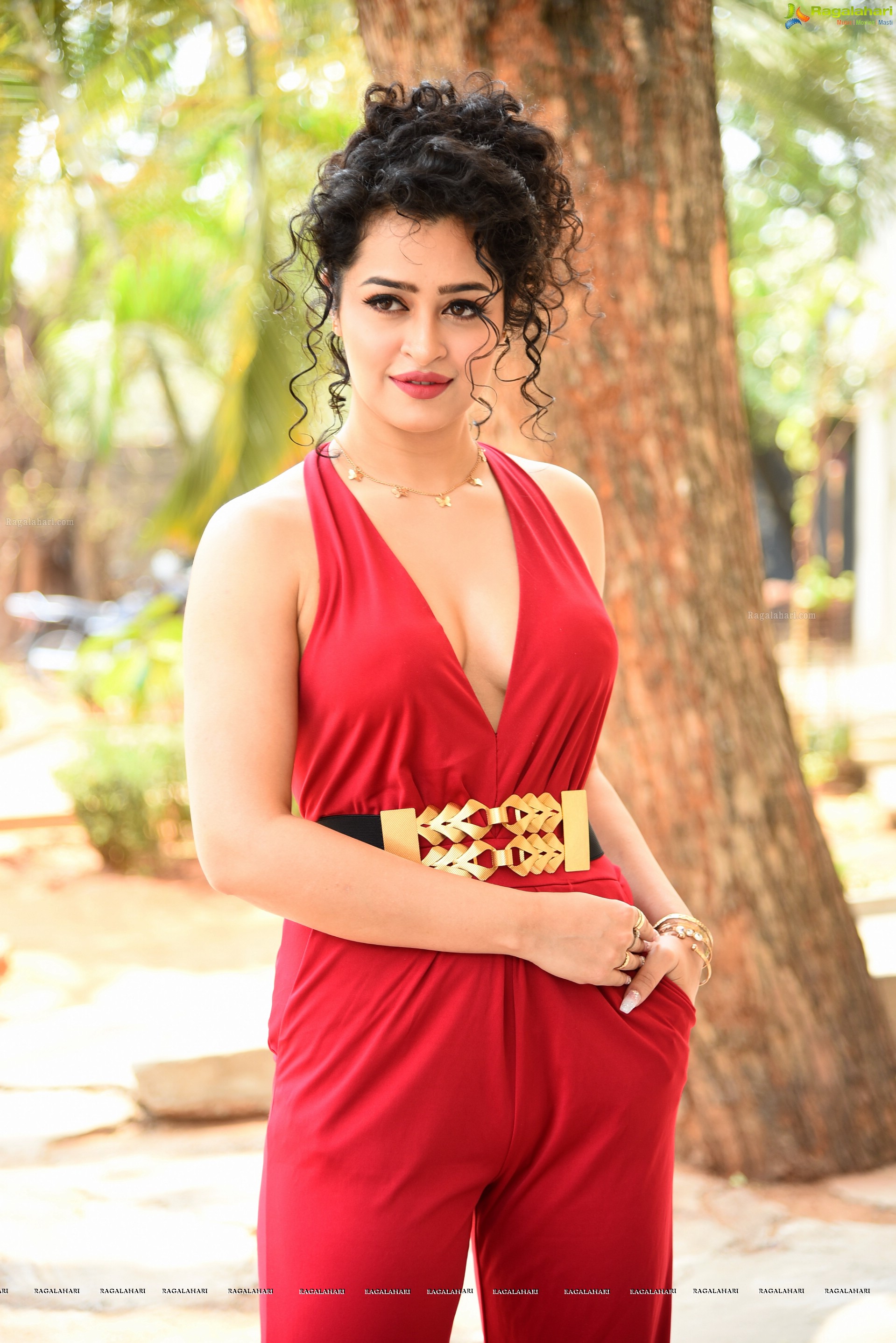 Apsara Rani at Naa Ishtam Movie Press Meet, HD Photo Gallery