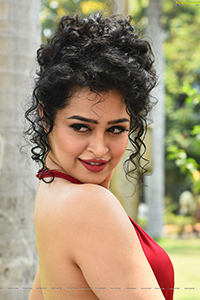 Apsara Rani HD Photo Gallery