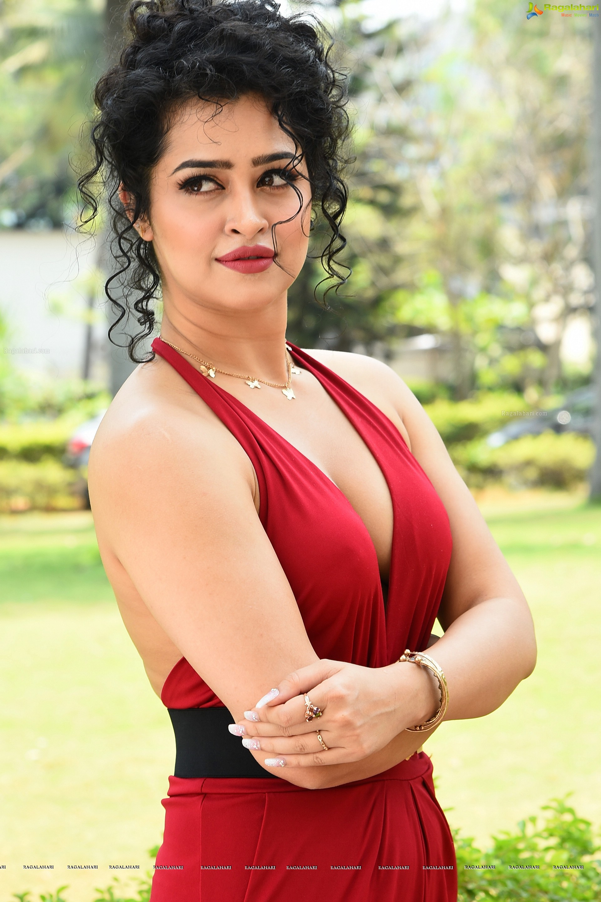 Apsara Rani at Naa Ishtam Movie Press Meet, HD Photo Gallery