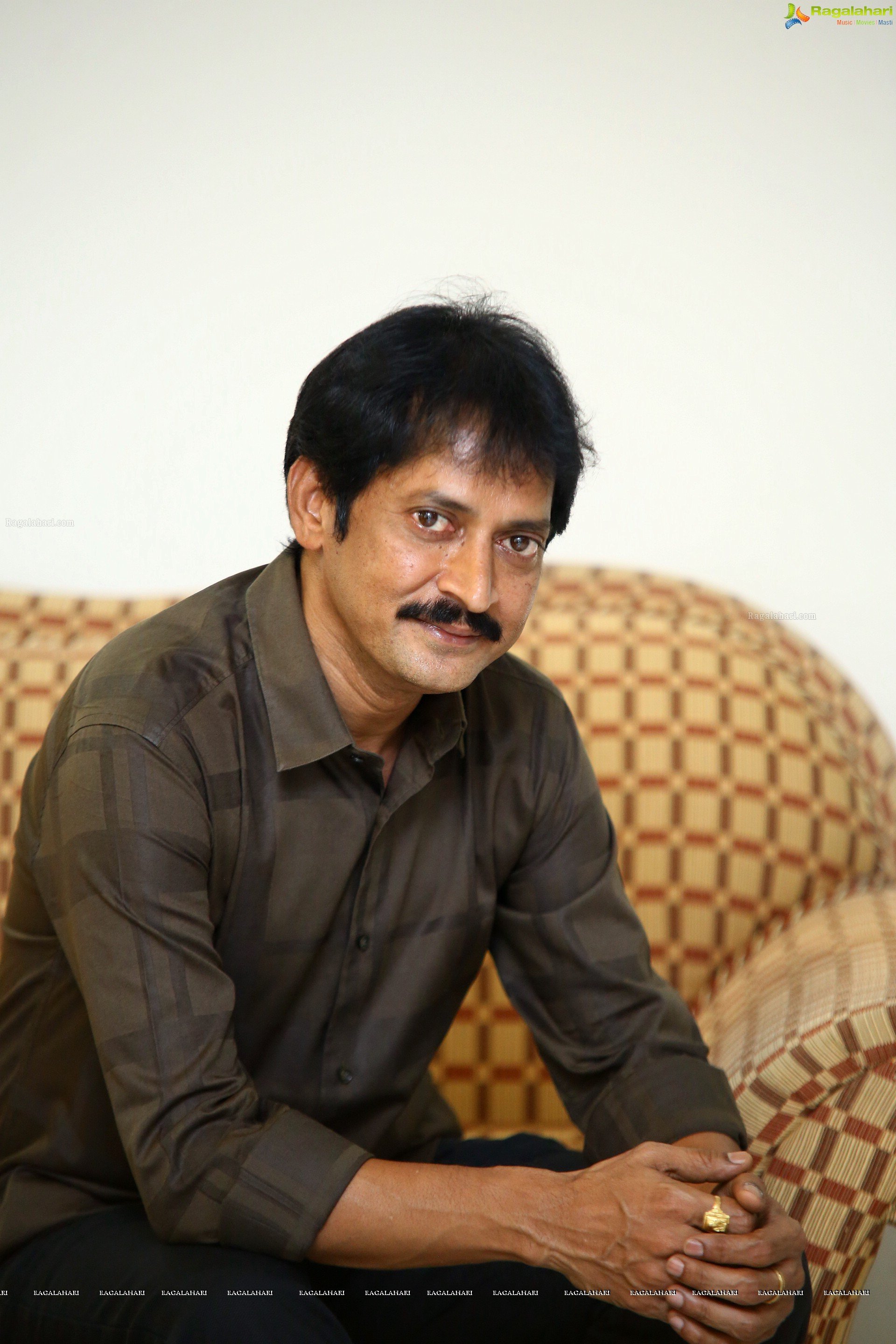 Art Director AS Prakash at Sarkaru Vaari Paata Movie Interview, HD Stills