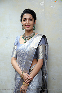 Neha Shetty With Traditional Jewellery