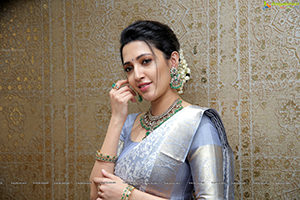 Neha Shetty With Traditional Jewellery