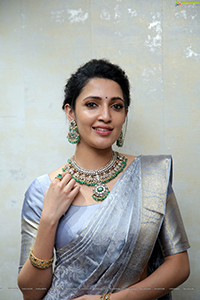 Neha Shetty With Traditional Jewellery