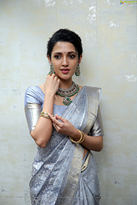 Neha Shetty With Traditional Jewellery