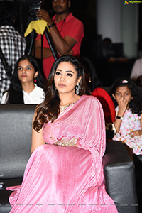 Nivetha Pethuraj at Bloody Mary Trailer Launch