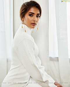 Pooja Hegde Latest Stills