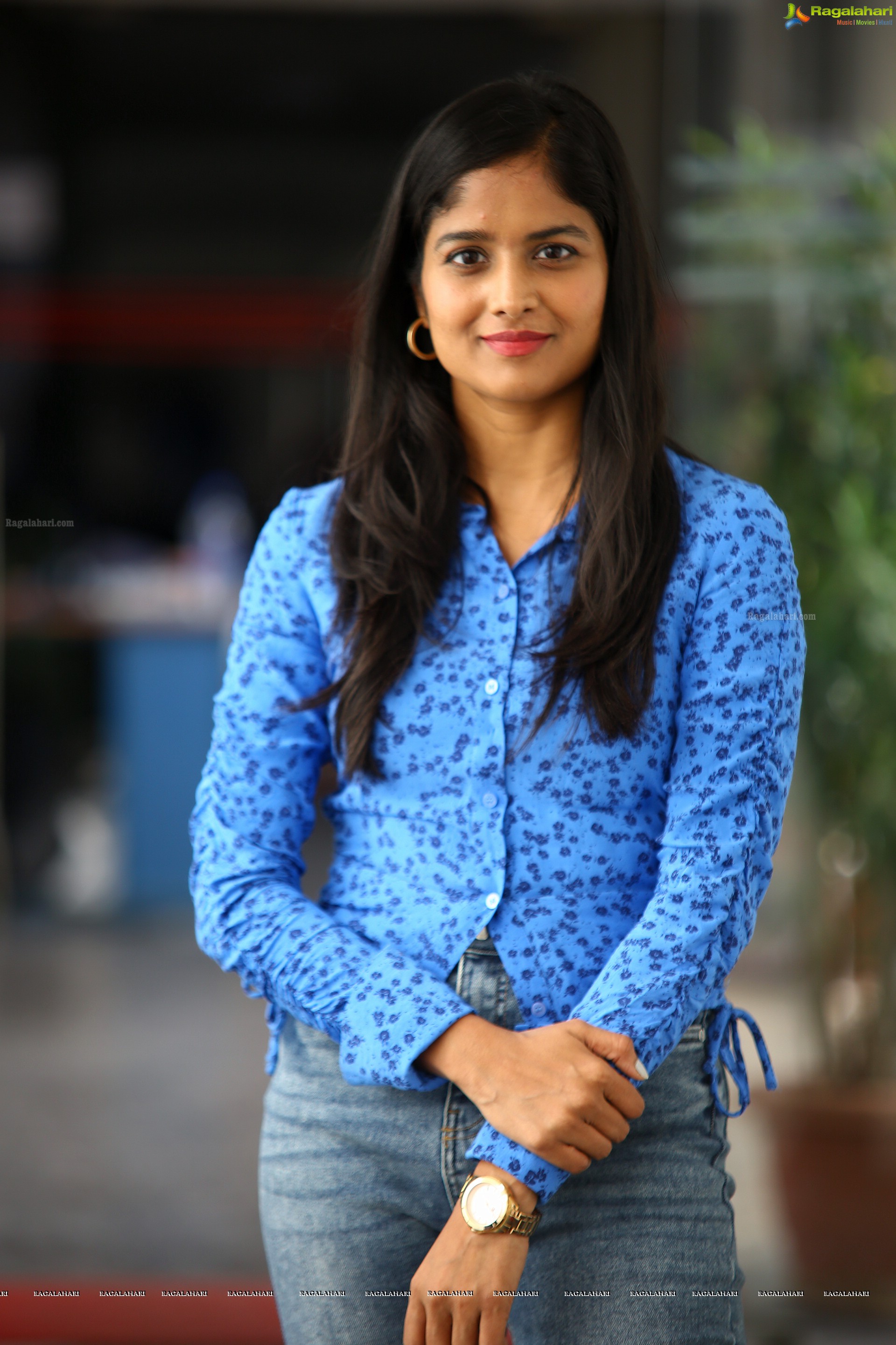 Shalini at Jayamma Panchayathi Movie Interview, HD Stills