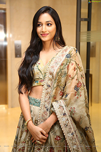 Srinidhi Shetty HD Stills