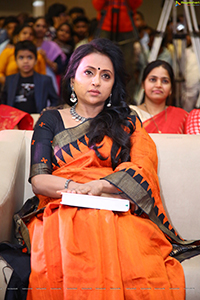 Suma Kanakala HD Photo Gallery