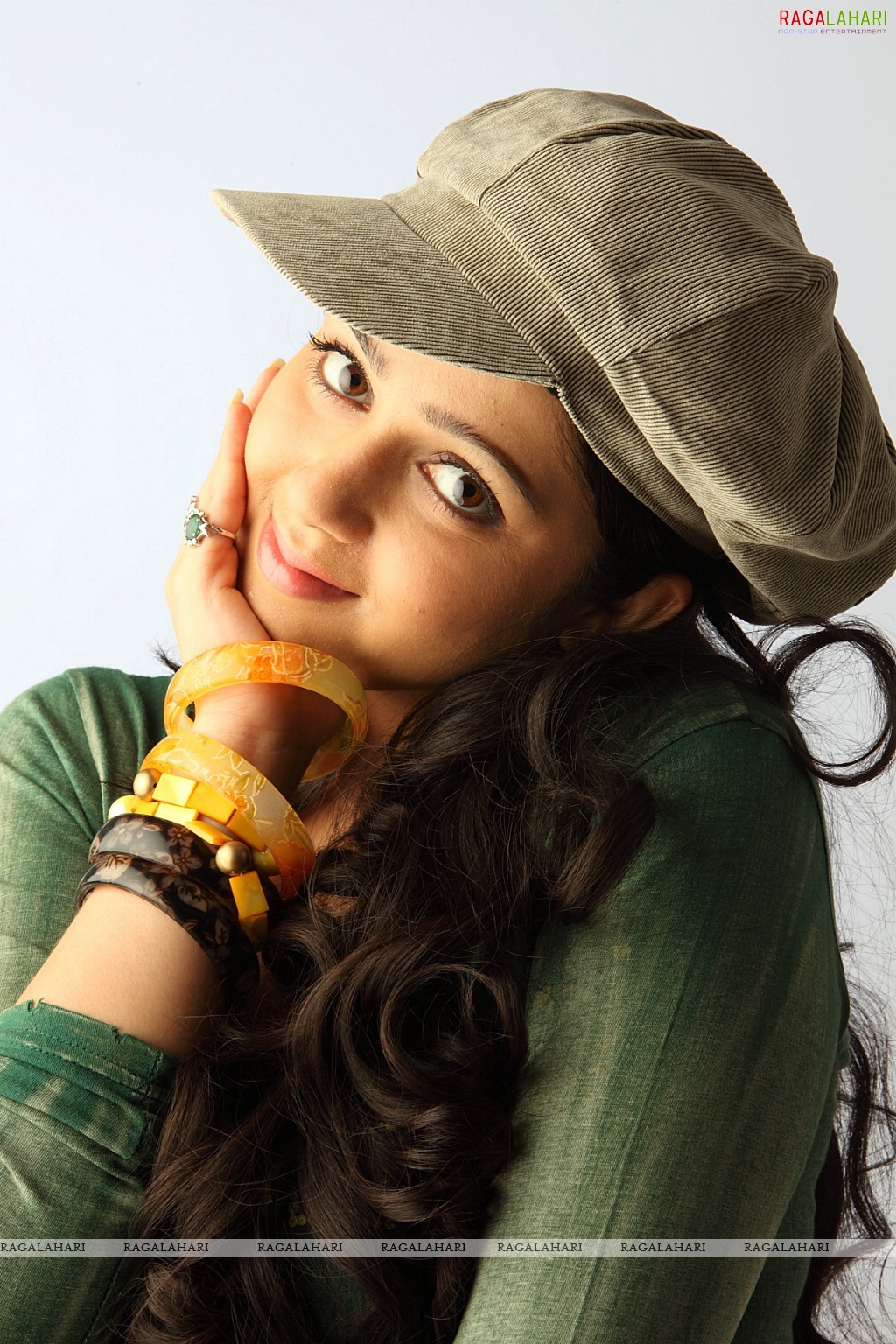 Charmi Stills From Sye Aata