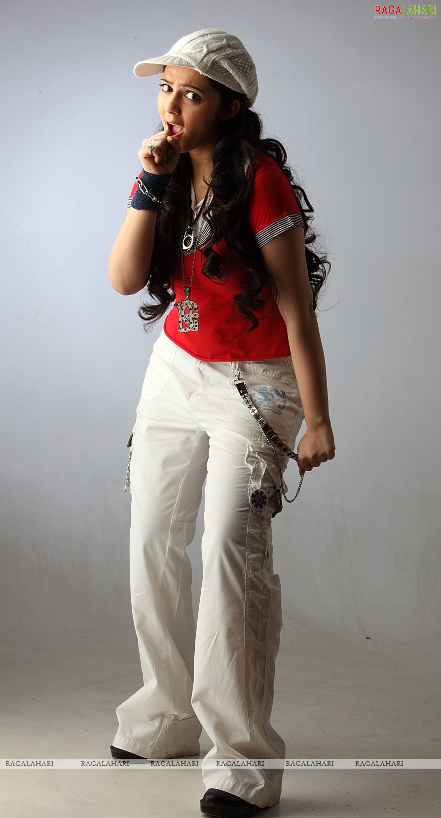 Charmi Stills From Sye Aata