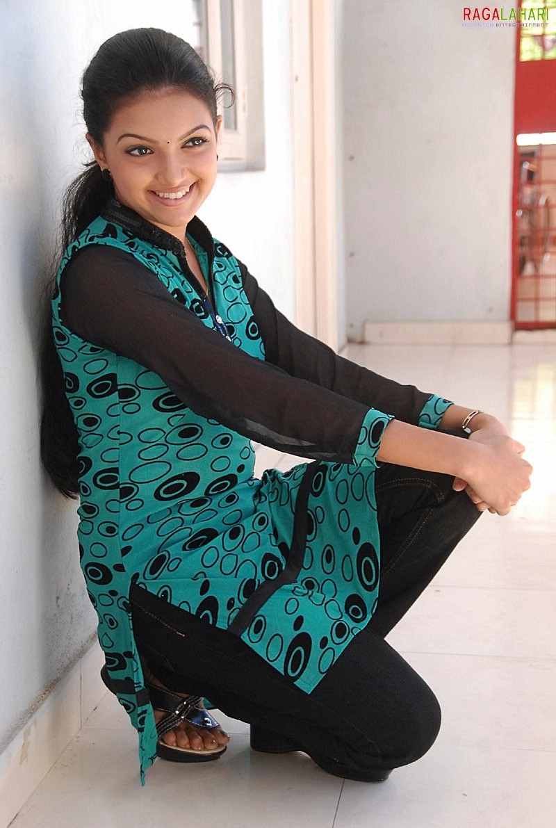 Saranya Mohan