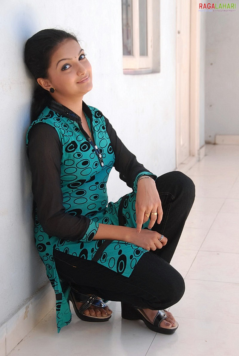 Saranya Mohan